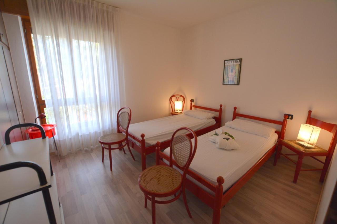 Villa In Lignano Riviera Comfortable Lignano Sabbiadoro Luaran gambar